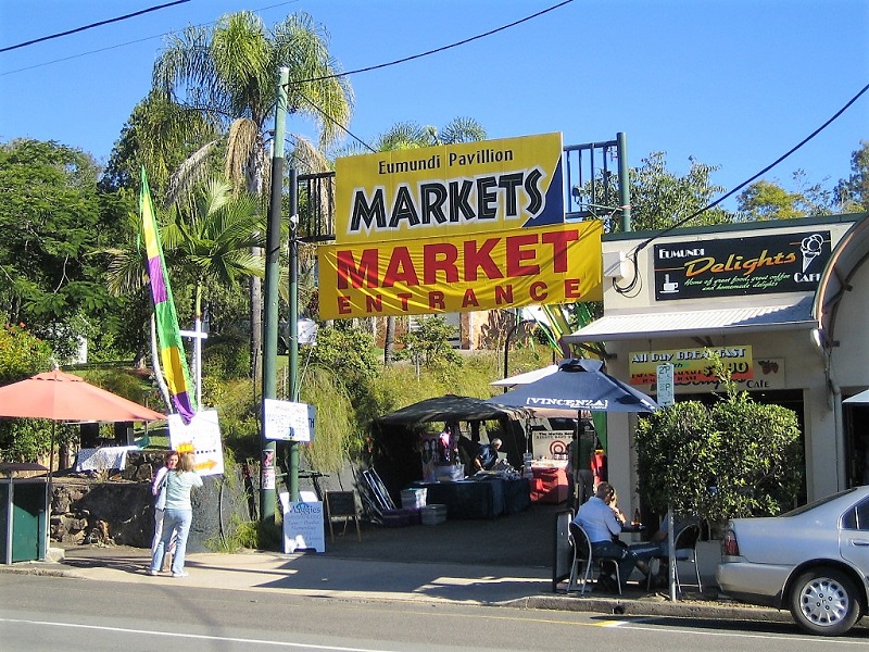 Daytrips Brisbane_Eumundi Markets Sunshine Coast